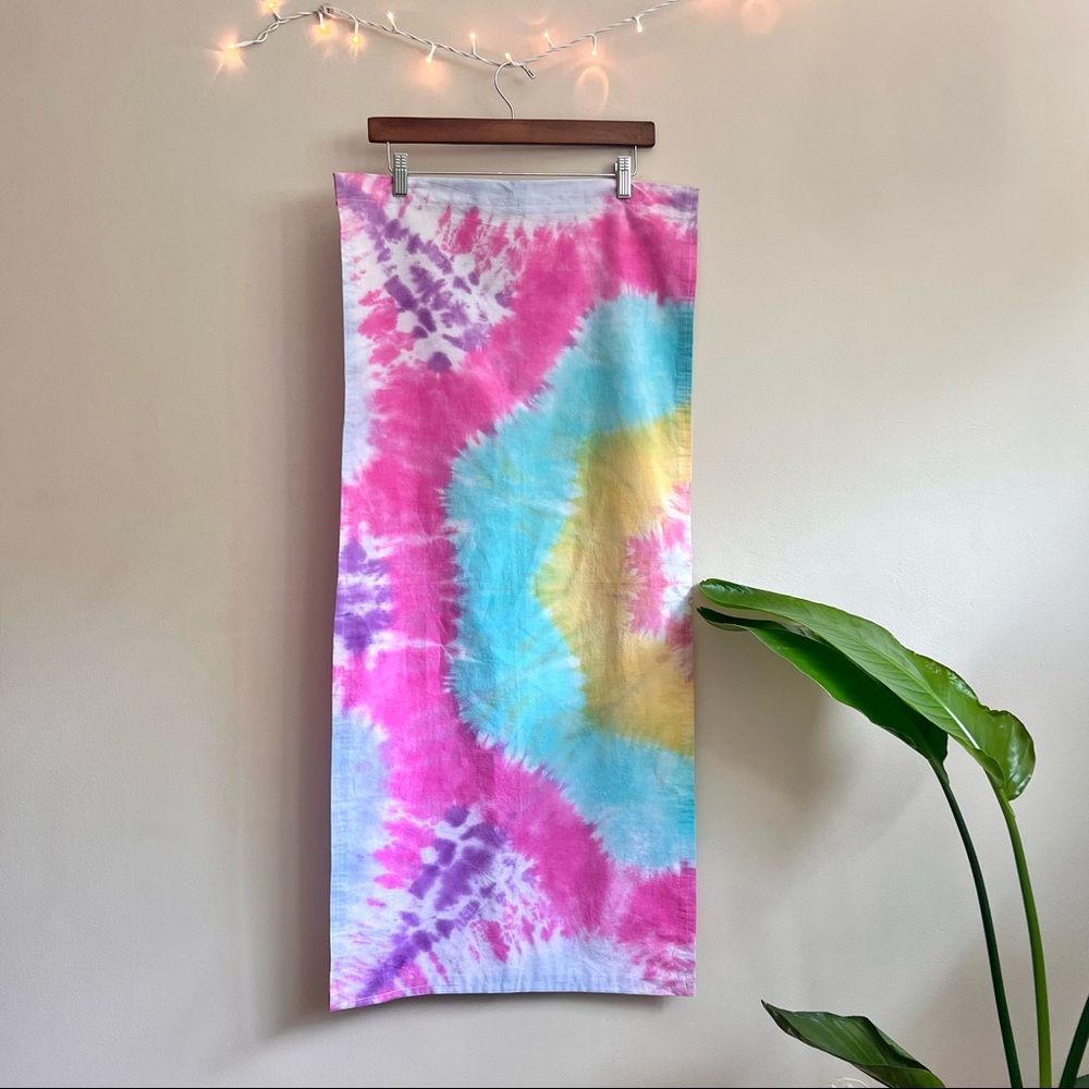 Tie Dye Tapestry Banner #2